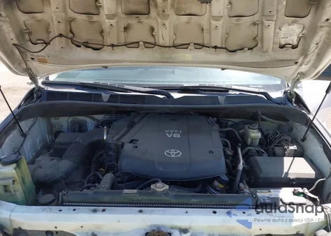 2010 Toyota Tundra Grade V6 z USA, uszkodzony, nr VIN 5TFRU5F1XAX021035
